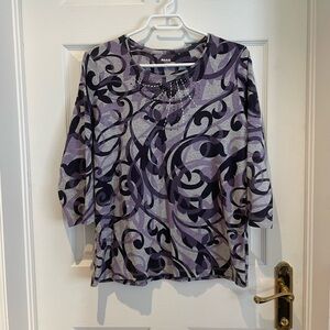Patterned top with gems